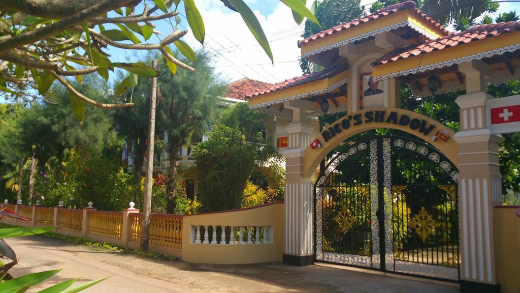 Rico Shadow Guest House & Restaurant Wayikkal Exterior foto